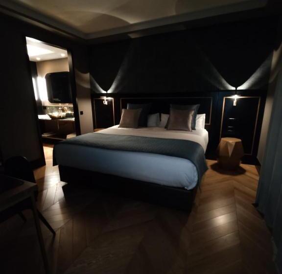 سوییت خانوادگی, Ibizas