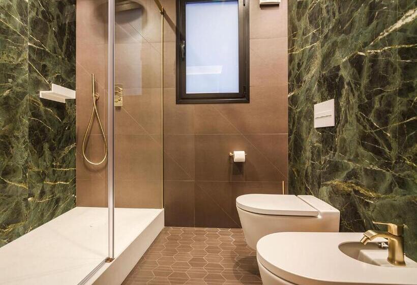 سوییت خانوادگی, Ibizas