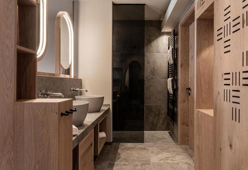 סוויטת ג'וניור עם מרפסת, Santre Dolomythic Home