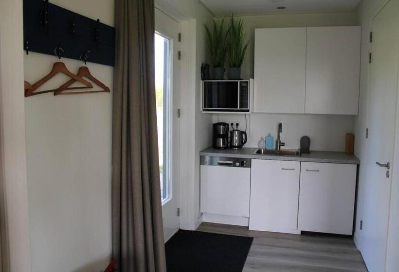 스탠다드 룸, Bakboord