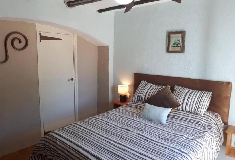 标准间, Casa De Bello