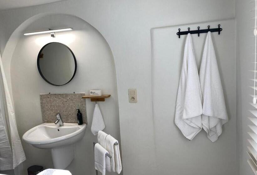 شقة غرفتين, La Chocolaterie