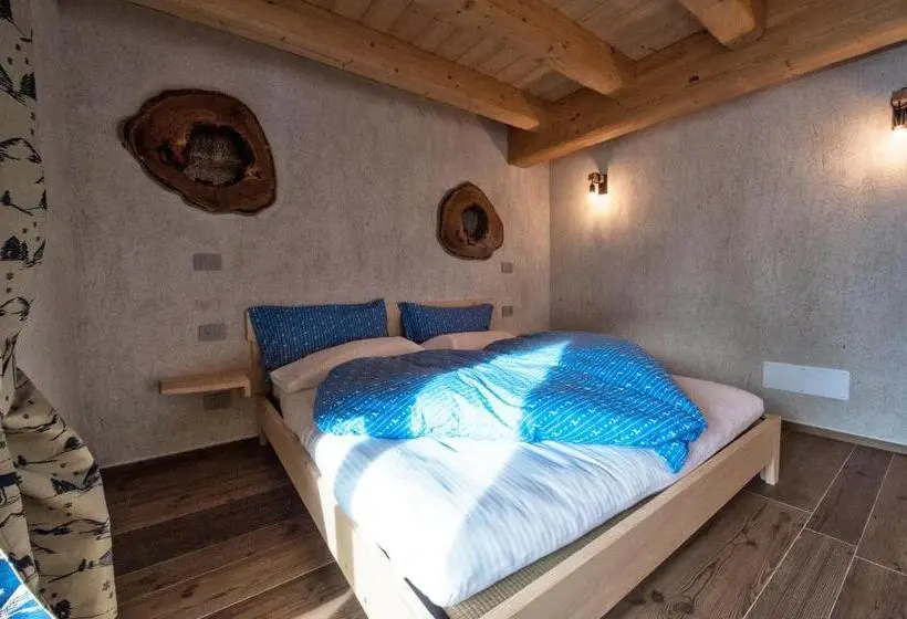 Standard Neljän Hengen Huone, Bed & Breakfast Alchemilla