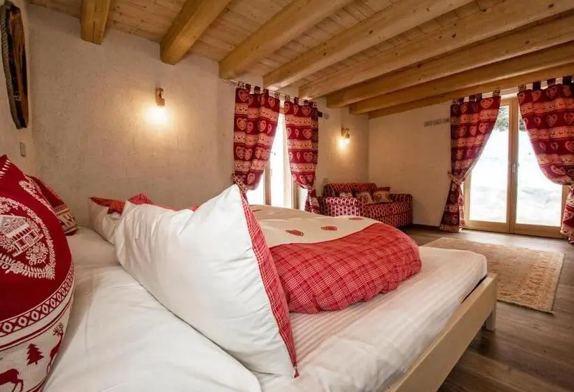 Standard Kolmen Hengen Huone, Bed & Breakfast Alchemilla