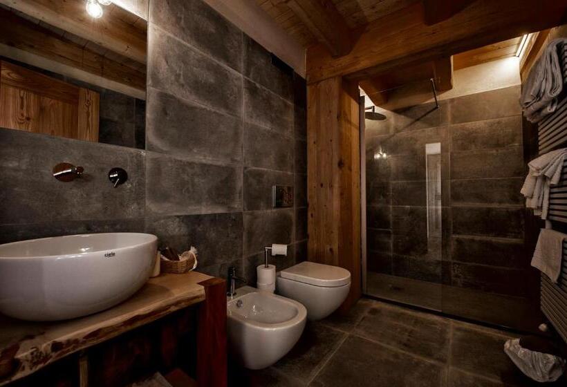 חדר סטנדרט לארבעה, Bed & Breakfast Alchemilla