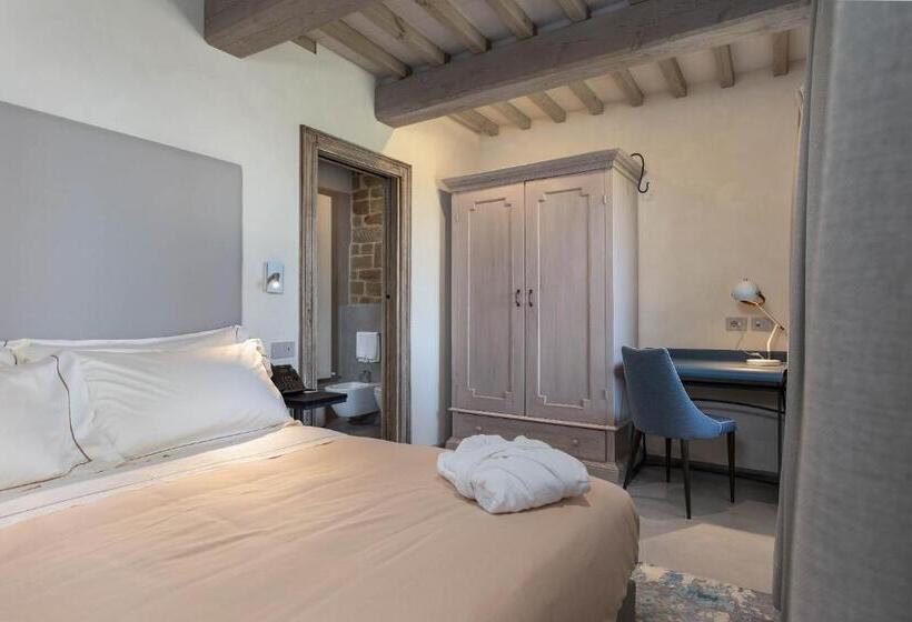 Полулюкс, I Borghi Dell Eremo