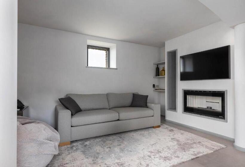 Полулюкс, I Borghi Dell Eremo