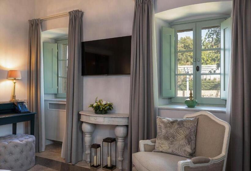 Полулюкс, I Borghi Dell Eremo