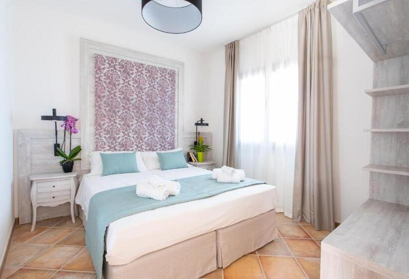 جناح عائلي, Amareclub Red Sun Village