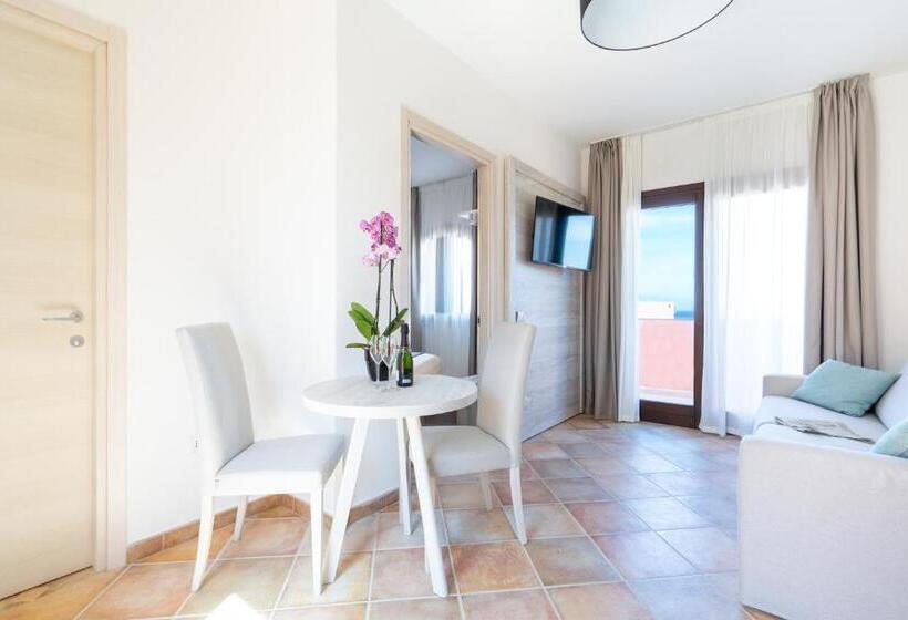 جناح مطلّ علي البحر, Amareclub Red Sun Village