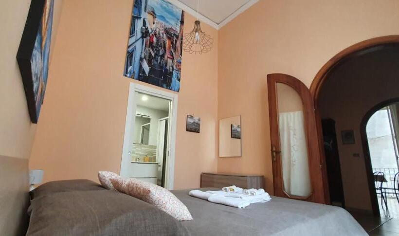 اتاق استاندارد, Le Vie Del Centro B&b