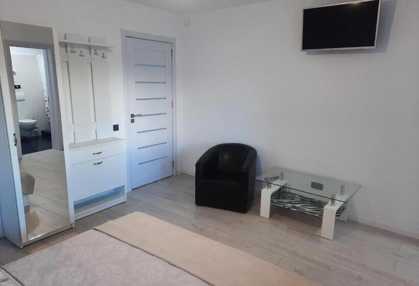 Quarto Estandar, Casa Gia Calimanesti