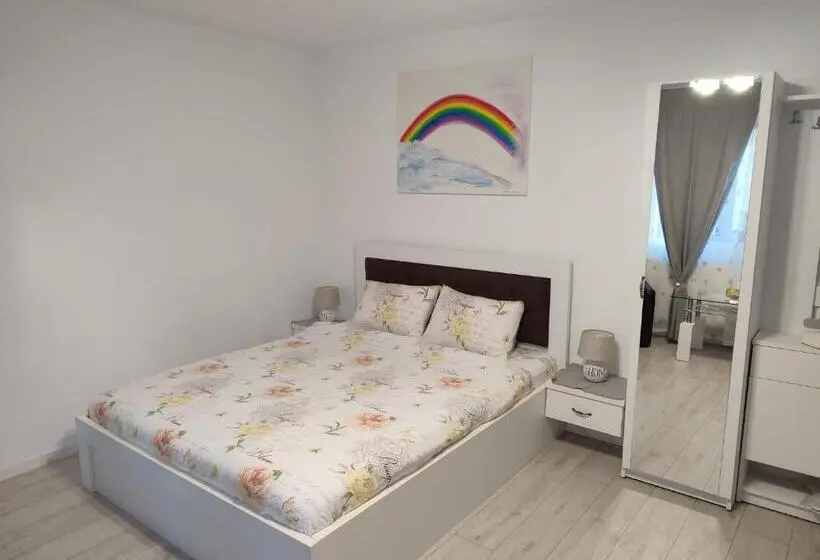 スリーベッドルーム　ヴィラ, Casa Gia Calimanesti