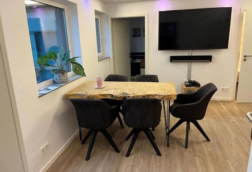 Apartamento 1 Quarto Rés-do-chão, Porschenahe Wohung