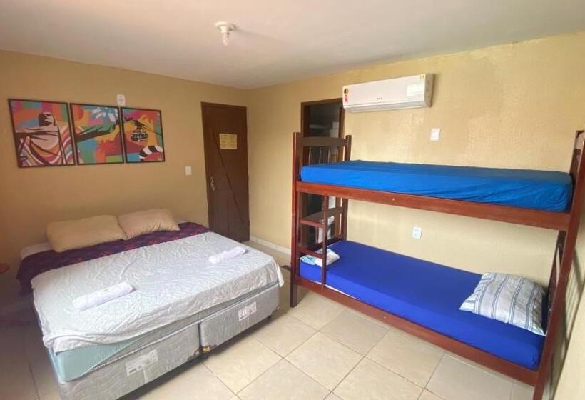 家庭间, Rioslz Hostel