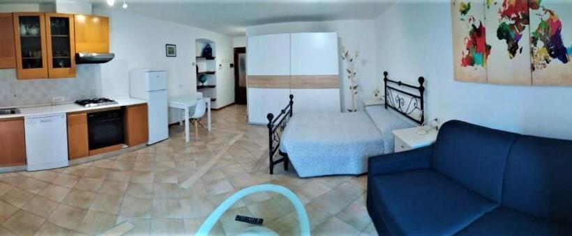 バルコニー付きスタンダードステューディオ, Marigold