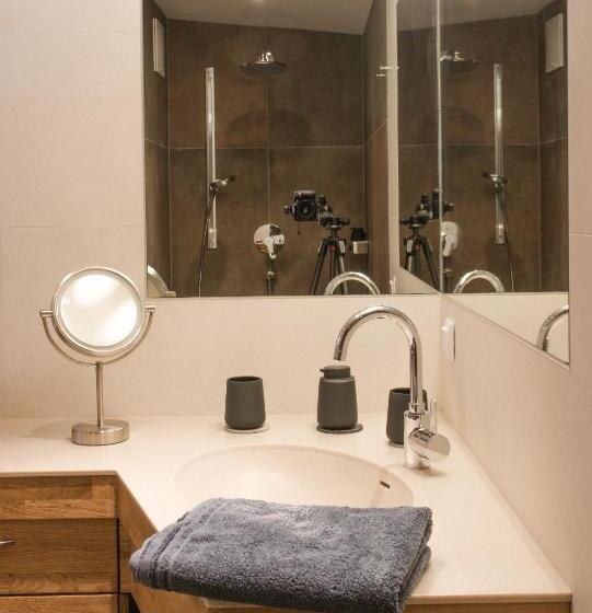 디럭스 스위트, Längseeleit N