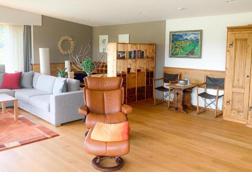 디럭스 스위트, Längseeleit N