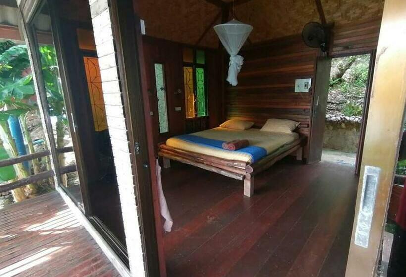 キングサイズベッドのスタンダードルーム, Chabalay Resort