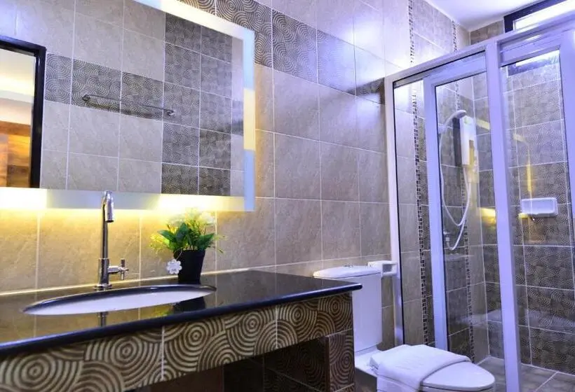 اتاق سوپریور با تخت بزرگ, The Room Boutique