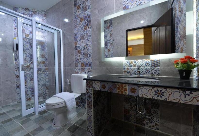 キングサイズベッドのスタンダードルーム, The Room Boutique