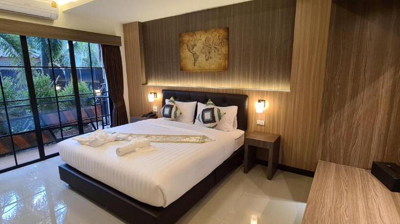 스탠다드 룸 킹사이즈 침대, The Room Boutique