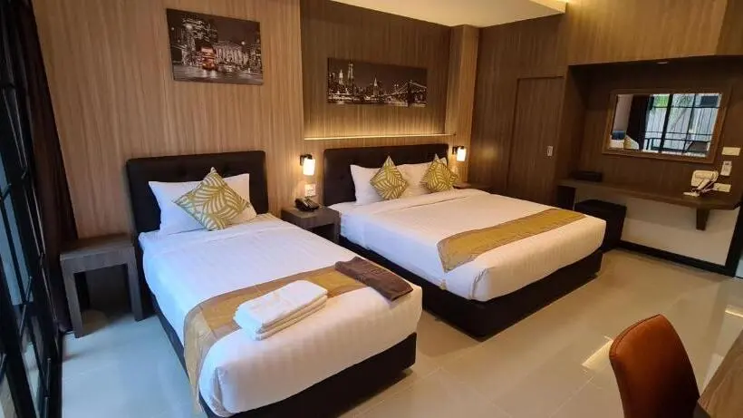 اتاق لوکس خانوادگی, The Room Boutique