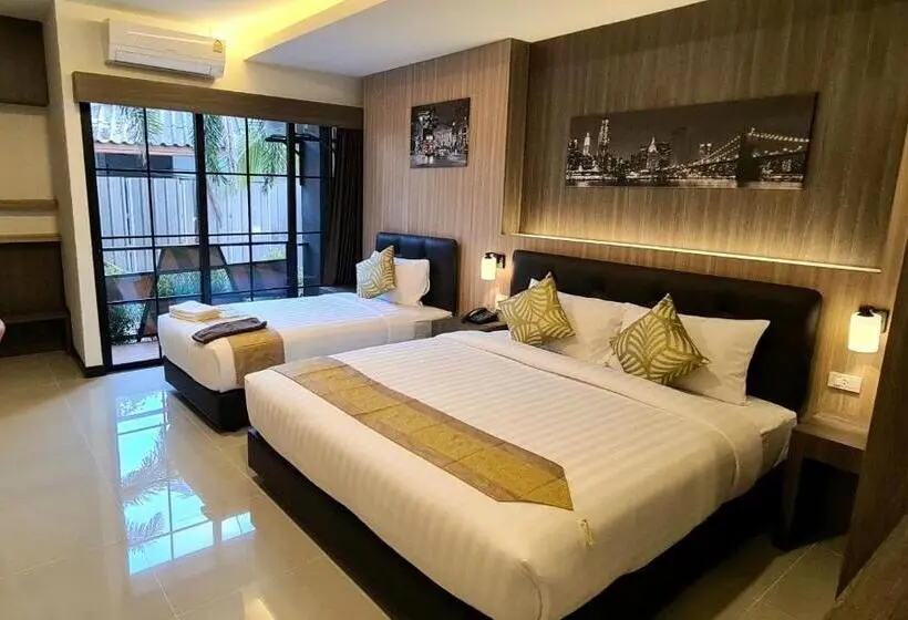 اتاق لوکس خانوادگی, The Room Boutique