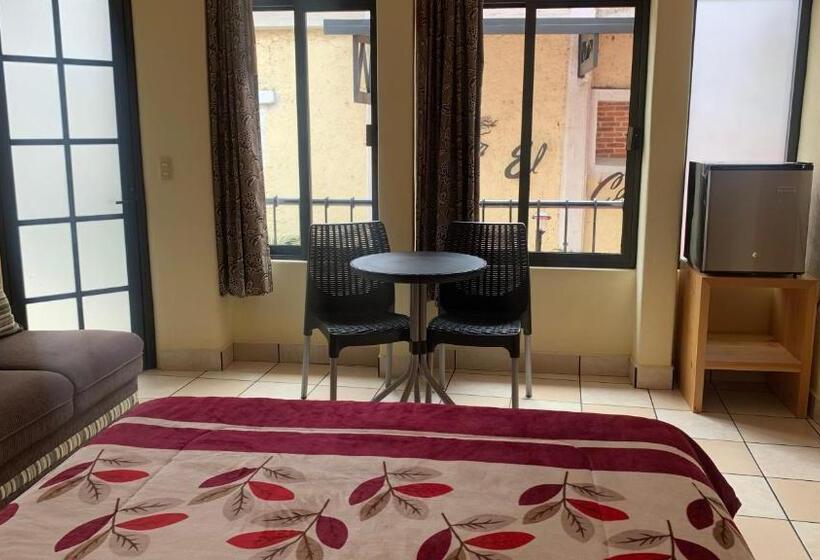 اتاق استاندارد چهار تخته, Posada El Campanario