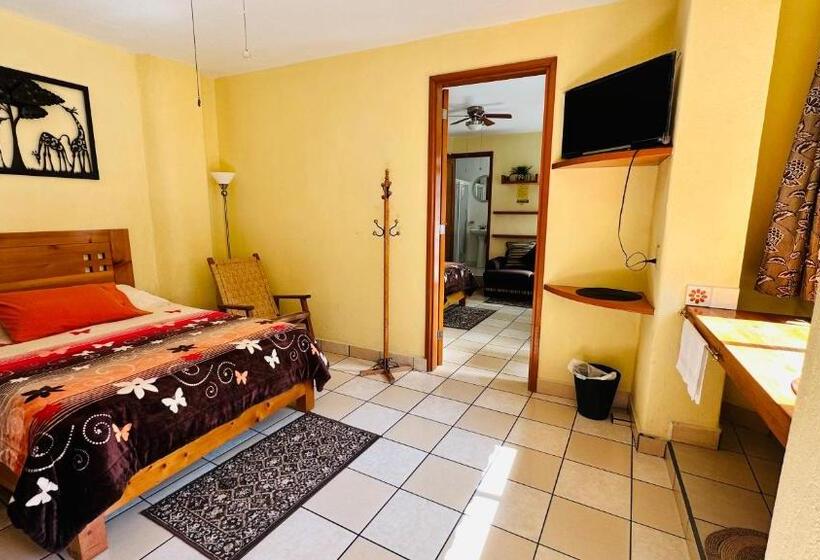 اتاق استاندارد چهار تخته, Posada El Campanario