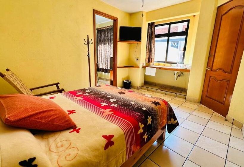 اتاق استاندارد چهار تخته, Posada El Campanario