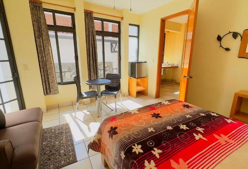 اتاق استاندارد چهار تخته, Posada El Campanario