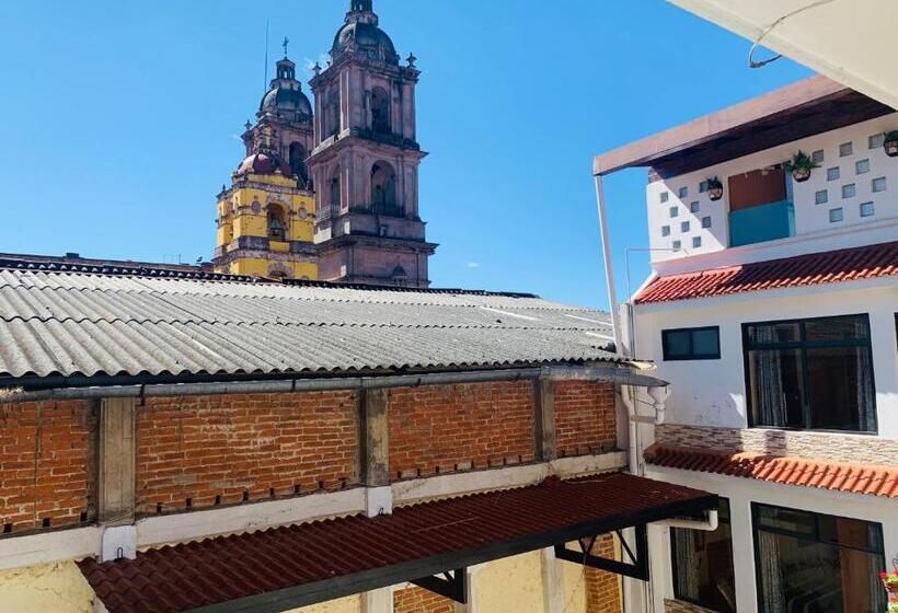 Standard Triple Room with Terrace, Posada El Campanario