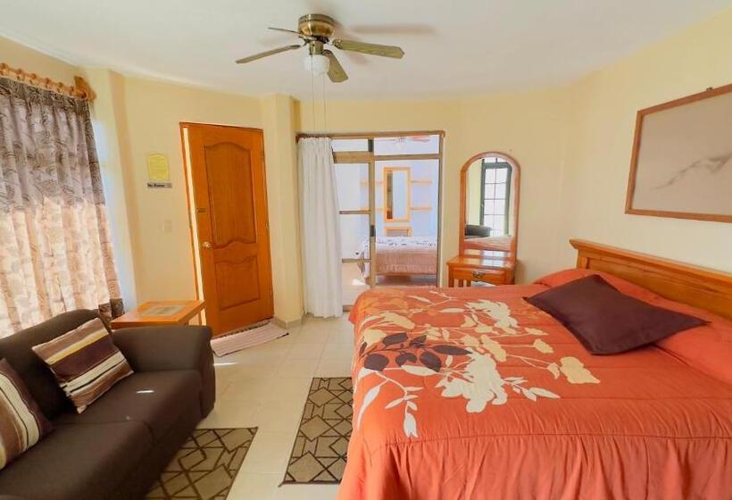 Standard Triple Room with Terrace, Posada El Campanario