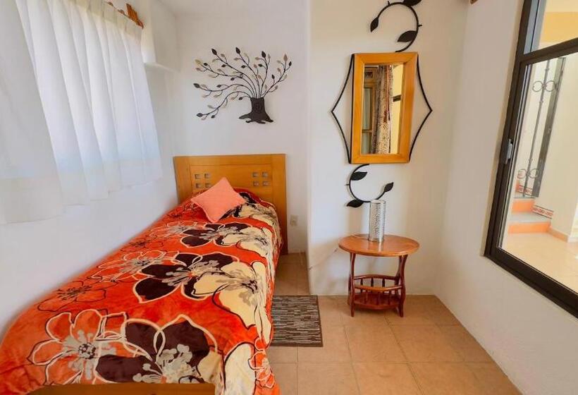 Standard Triple Room with Terrace, Posada El Campanario