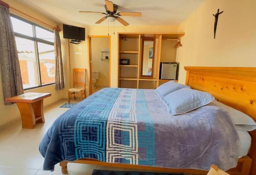 Standard Triple Room with Terrace, Posada El Campanario