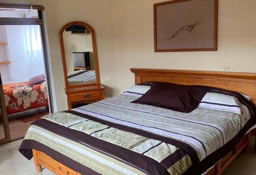 Standard Triple Room with Terrace, Posada El Campanario