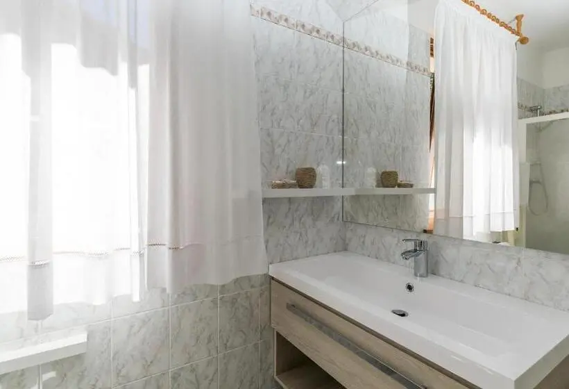 اتاق استاندارد سه نفره, B&b Casa Benamati By Kelly