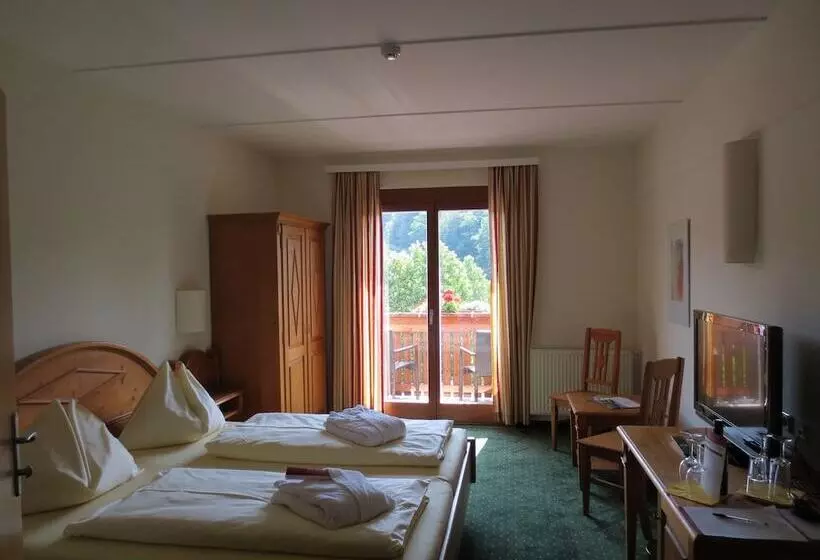 スタンダードルーム, Genuss  Und Wellnesshotel Puchas Kukmirn