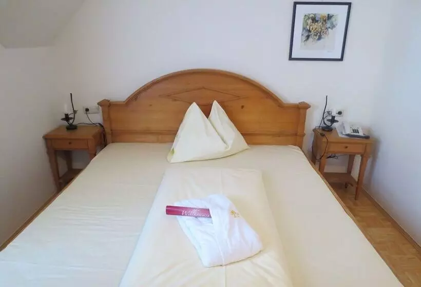 スタンダードシングルルーム, Genuss  Und Wellnesshotel Puchas Kukmirn