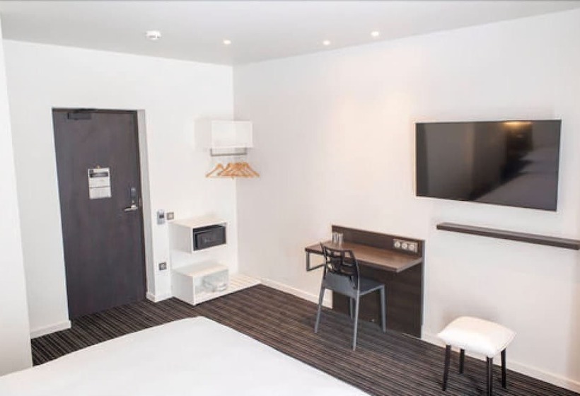 スーペリアールーム, 66 Nice