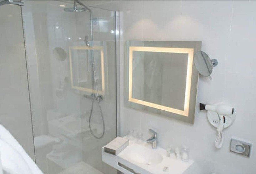 スーペリアールーム, 66 Nice