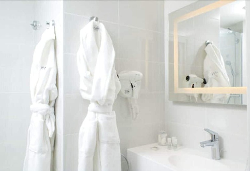 ジュニアスイート, 66 Nice