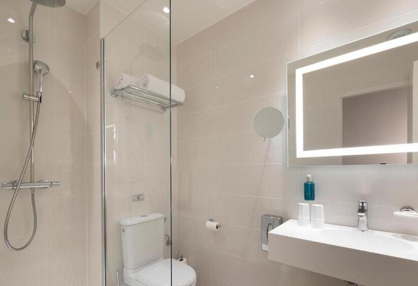 スーペリアールーム, 66 Nice