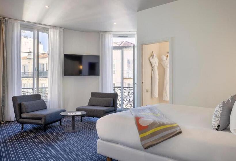 バルコニー付きジュニアスイート, 66 Nice