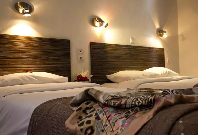 スタンダードトリプルルーム, Ashley Hôtel Le Mans Centre Gare