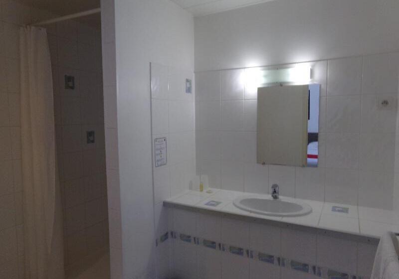 Номер Стандарт, Ashley Hôtel Le Mans Centre Gare