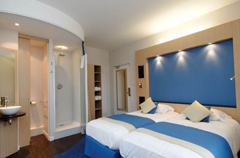 标准间, Castel Victoria