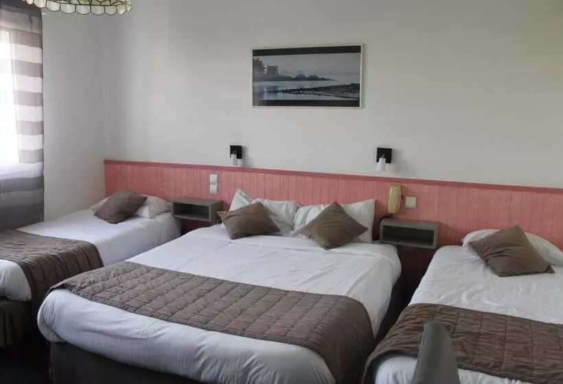 Standard Quadruple Room with Bunk Beds, De La Mer