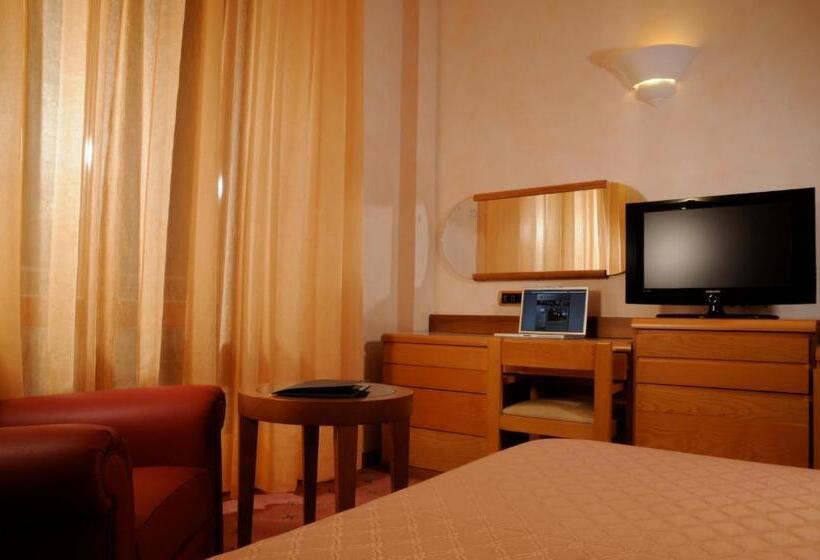 スタンダードシングルルーム, Grand Hotel Ambasciatori Wellness & Spa